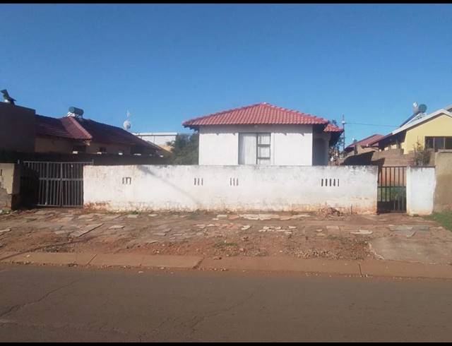 3 BEDROOM HOUSE FOR SALE IN LAWLEY